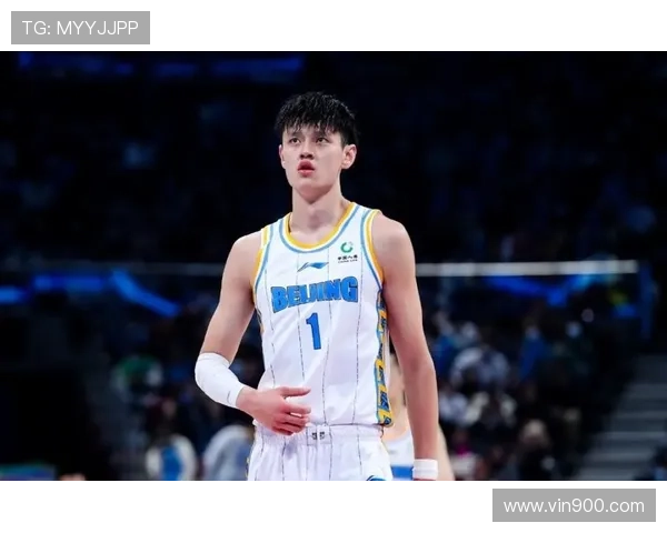 曾凡博:每日治疗中全力恢复期望夏季回归国家队 曾凡博:每日治疗中全力恢复期望夏季回归国家队